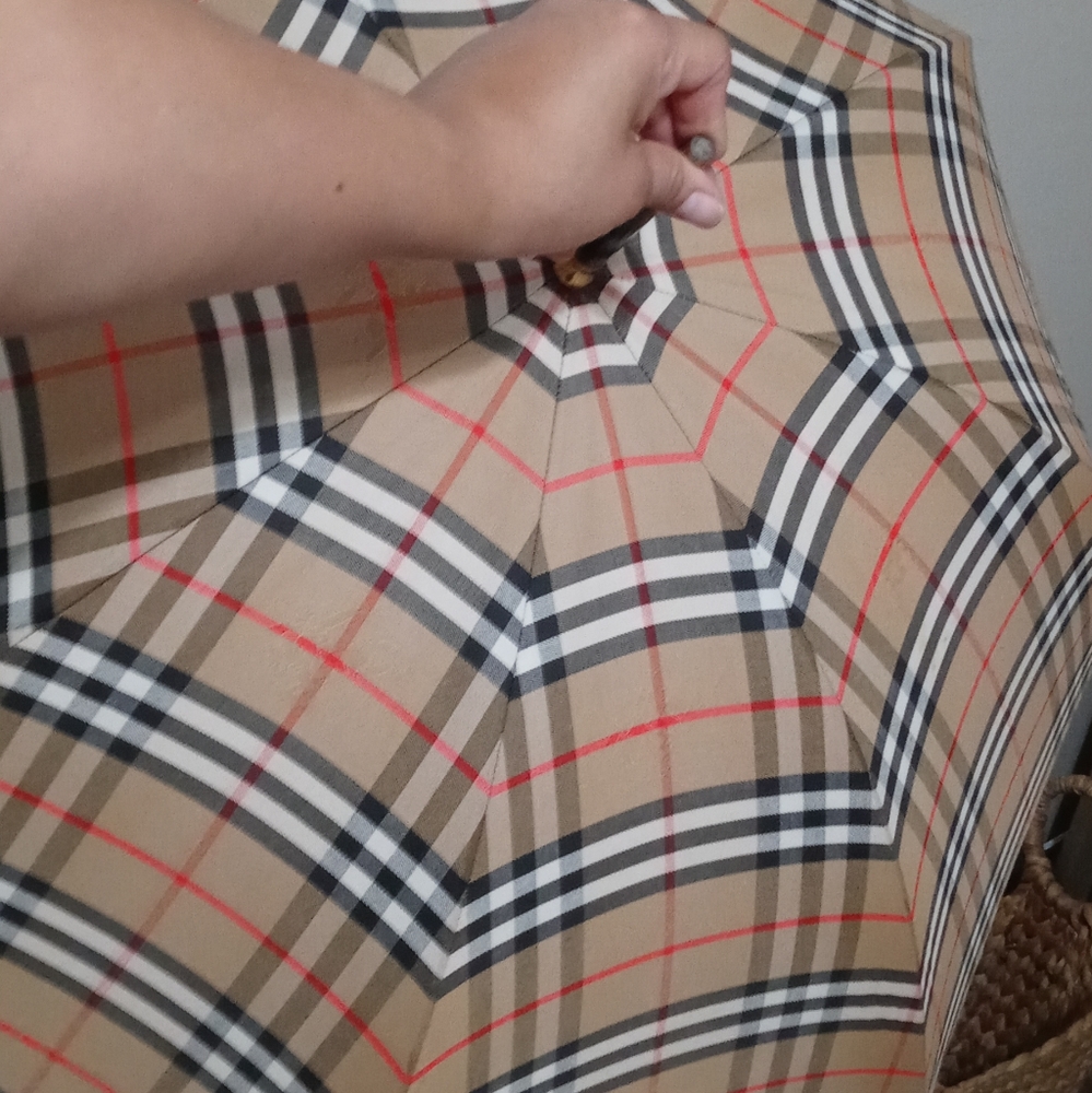 Vintage Burberry umbrella